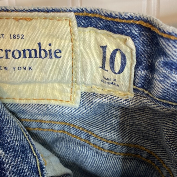 Abercrombie Boys Size 10 Jeans Nice! - Picture 3 of 13
